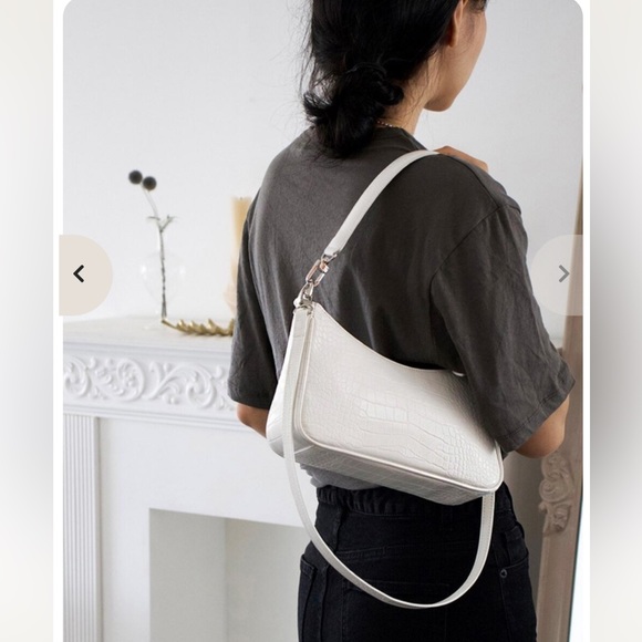 W Concept Bonne Clutch Bag White by MORL - Picture 2 of 6